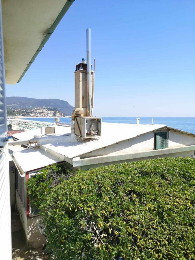 Apartamento Giardino Sul Mare Casa Casoni Numana Exterior foto